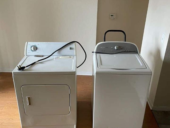 Old washer and dryer removed by Grizzly Junk Removal